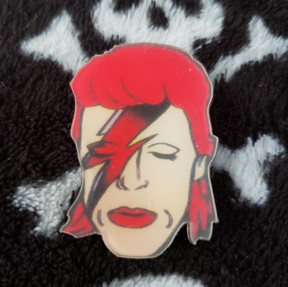 David Bowie Ziggy Stardust acrylic pin badge